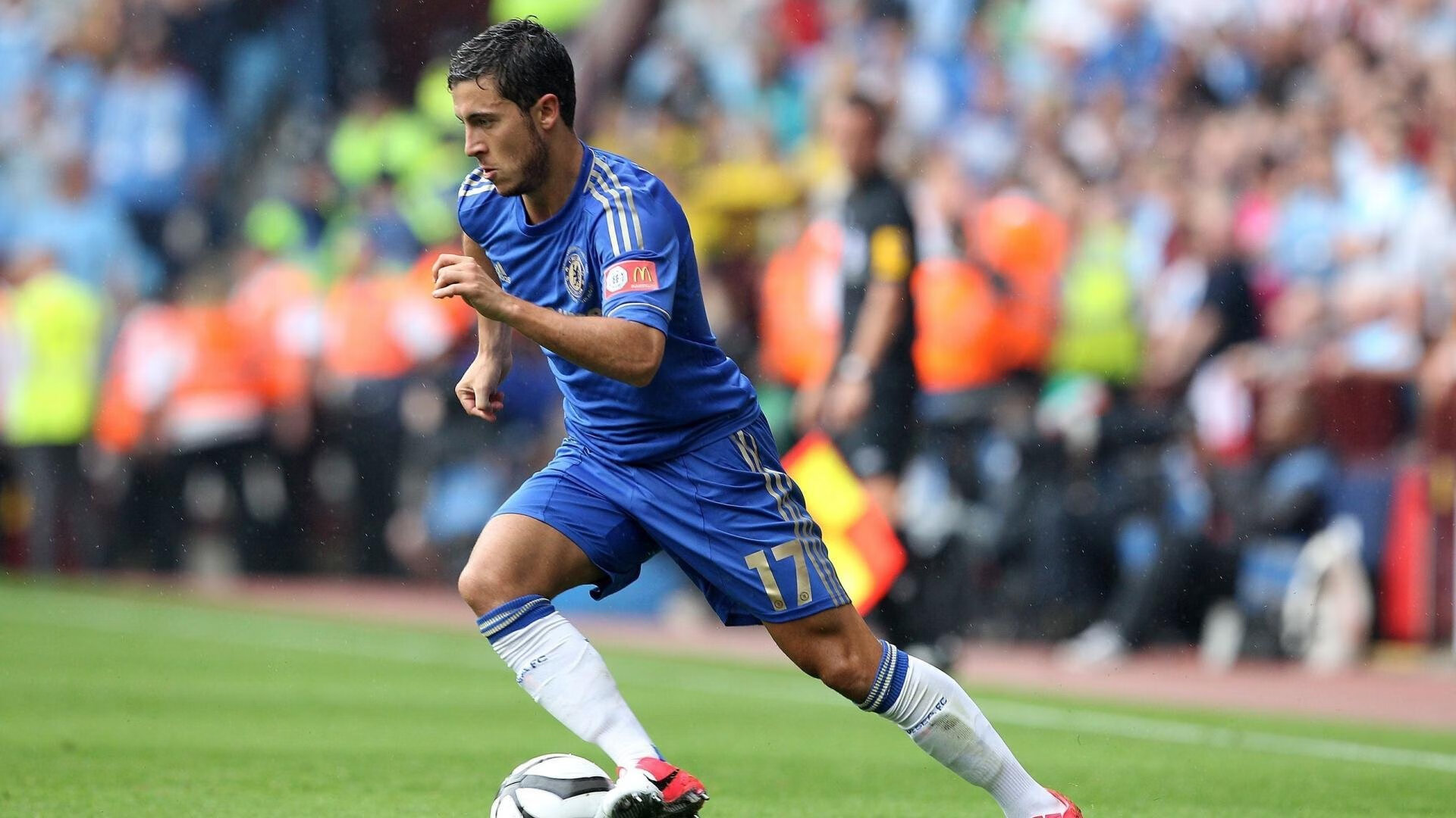 维达德卡萨布兰卡球员获选月度最佳,表现突出,达维德卡拉布里亚