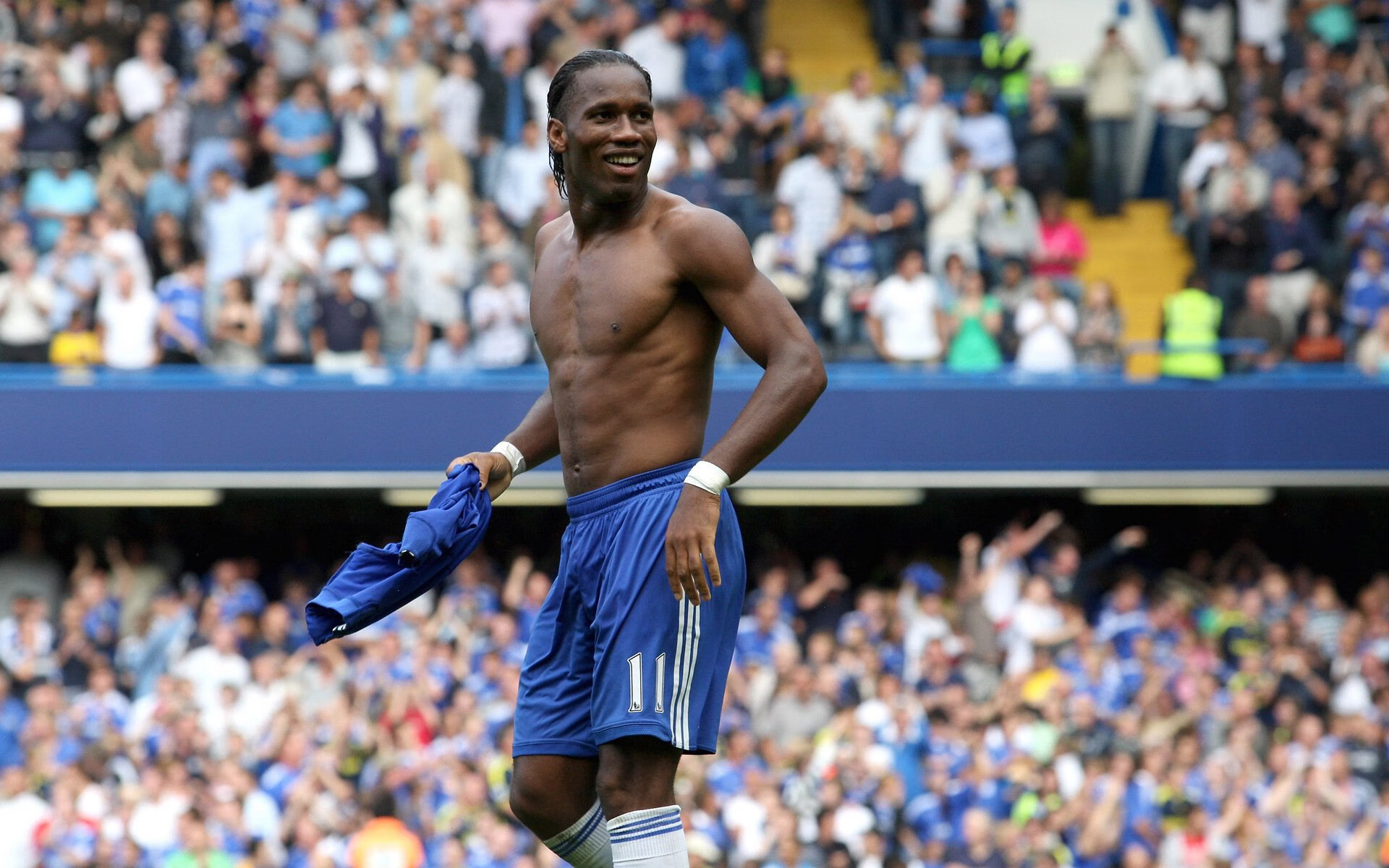 世界杯中国青年队爆冷 球迷反思战略布局，这场世界杯中国队